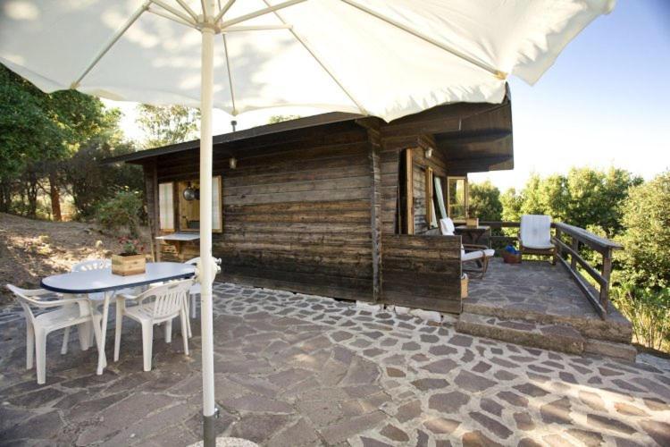 Casetta Nel Parco Портоферайо Екстериор снимка